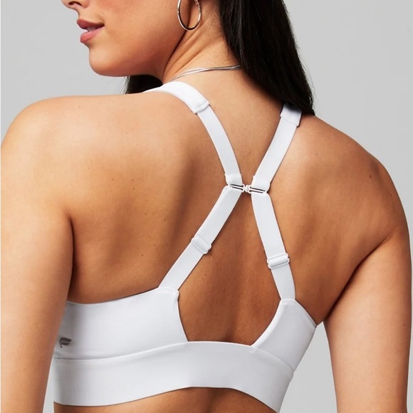Fabletics Low Impact Bra. Size SMALL. Color WHITE. - Picture 3 of 5